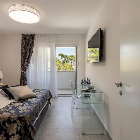 Luxe With Pool, Jacuzzi, And Sauna * Tugare