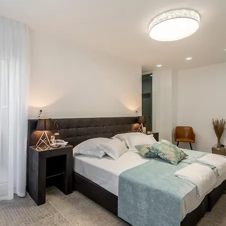 빌라 Luxe With Pool, Jacuzzi, And Sauna